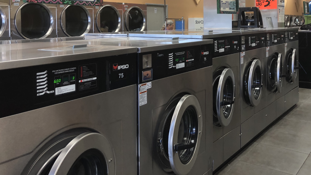 What Is A 24-Hour Laundromat?